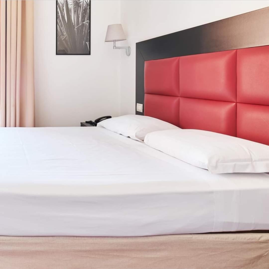 La Chicca Palace Hotel Милаццо Экстерьер фото