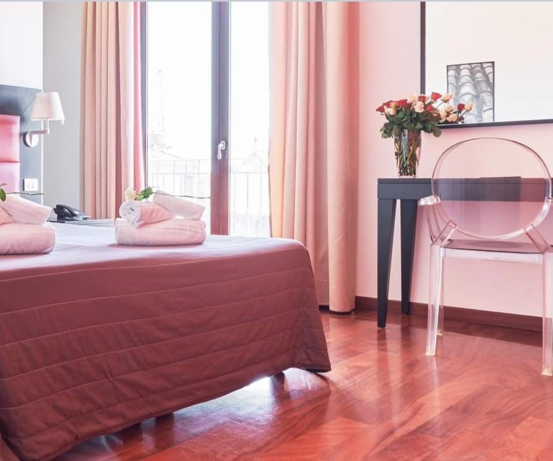 La Chicca Palace Hotel Милаццо Экстерьер фото